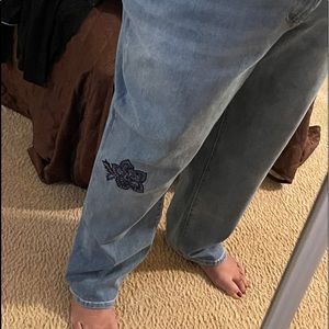 Women’s  jeans with embroidery